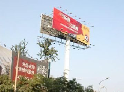 荆州户外广告怎么做才能让人一眼记住？